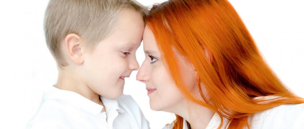 Frisch verliebt: Wie sage ich es meinen Kids und wann stelle ich sie meinem Partner vor?
